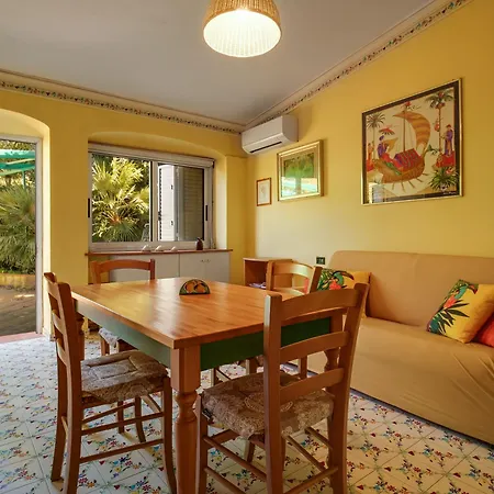 Daire La Maison D'ileane Silvana 1 *