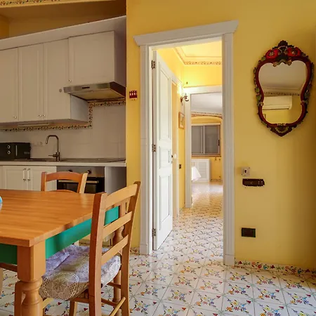 Apartment Maison Dileane Casa Silvana 1 Casa Con *